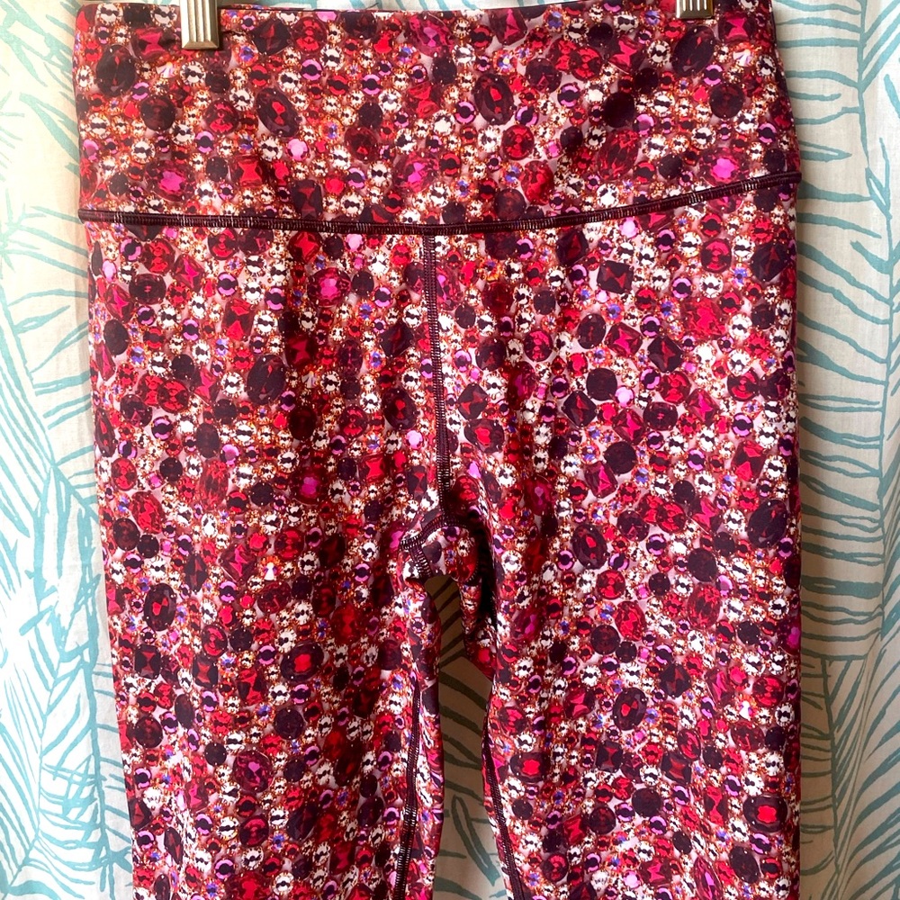 Victoria's Secret Sport High Rise 7/8 Tight Jewels Print Leggings